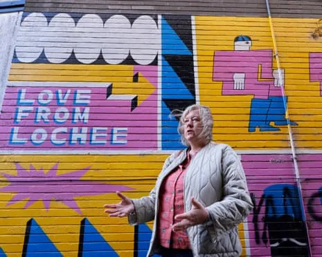 This Dundee Community Refuses Billionaire Bait, Celebrating Local Unity In Response